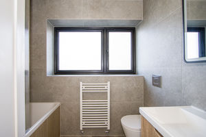 Photo 16- click for photo gallery